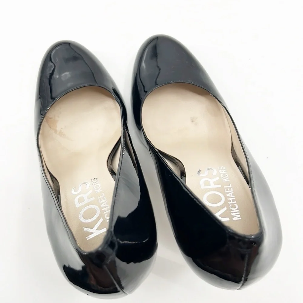 Kors Patent Leather Pumps Black size 7